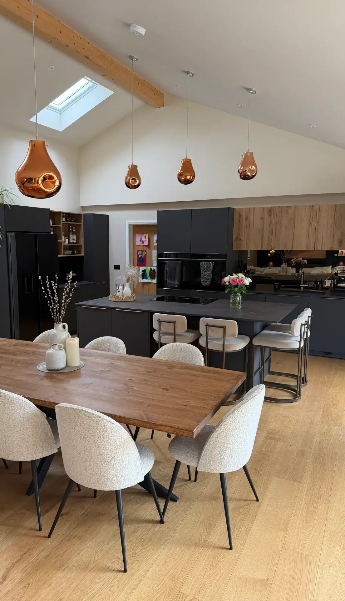 Stunning Home Transformation: A Perfect Blend of Modern Design and Functionality